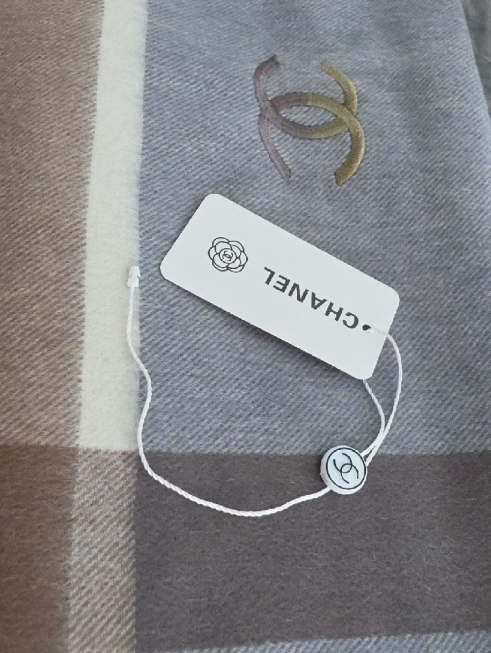 CHANEL Light Gray and Taupe Striped Wool Scarf - Picture 5 of 7